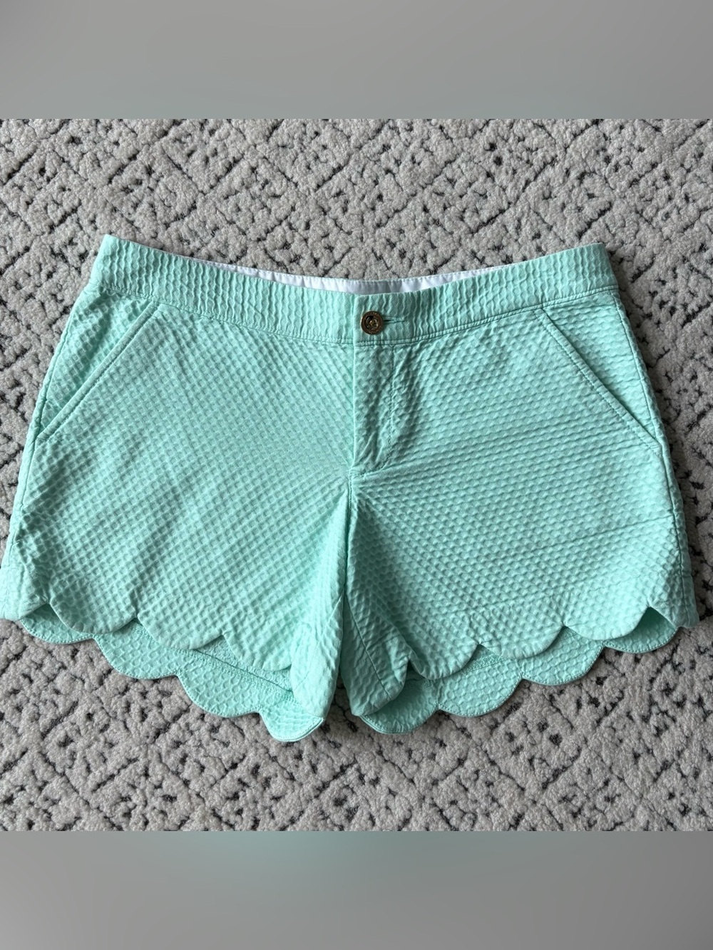 Lilly Pulitzer Buttercup Scalloped Hem Mint Green Shorts